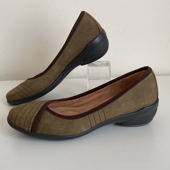 Naturalizer Novel Leather Slip-on Low Wedge Loafers Women's Size 7M N5 Comfort - Picture 1 of 16